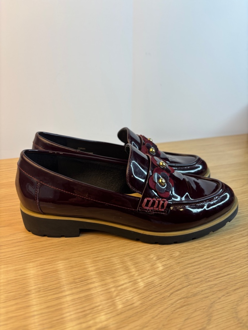 Kate Spade Karisa Burgundy Patent Leather Woman’s 6
